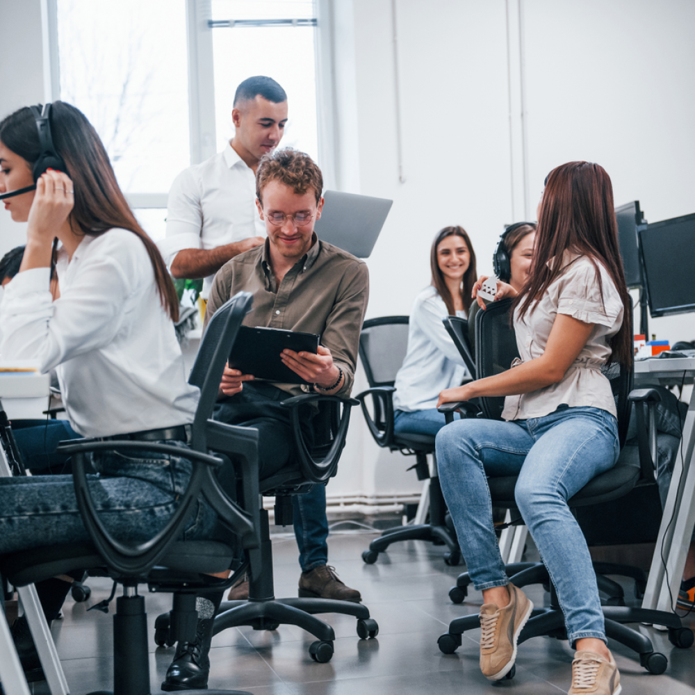 inside-of-call-center-young-business-people-worki-2021-08-30-15-42-42-utc inside-of-call-center-young-business-people-worki-2021-08-30-15-42-42-utc